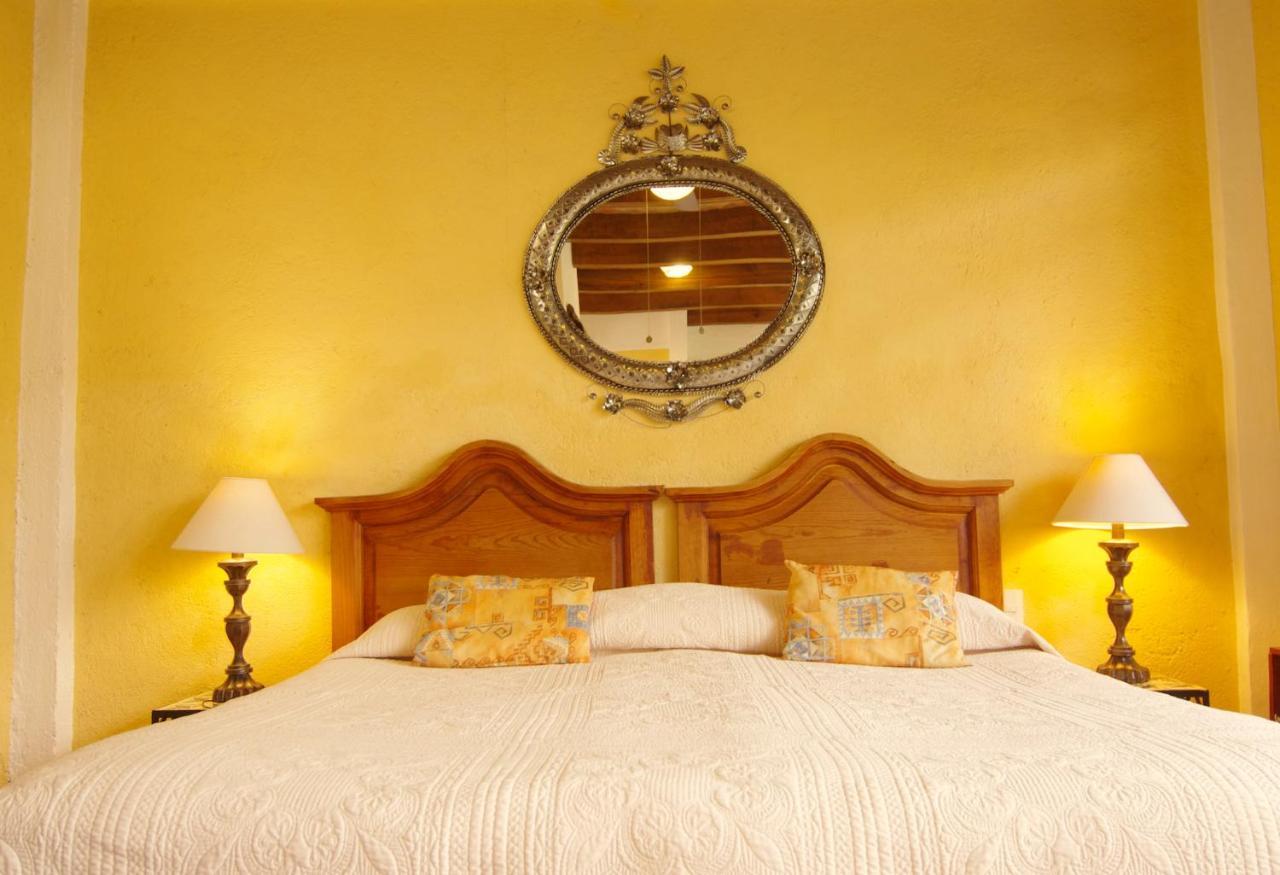 Bed and Breakfast Casa De La Noche Альенде Экстерьер фото