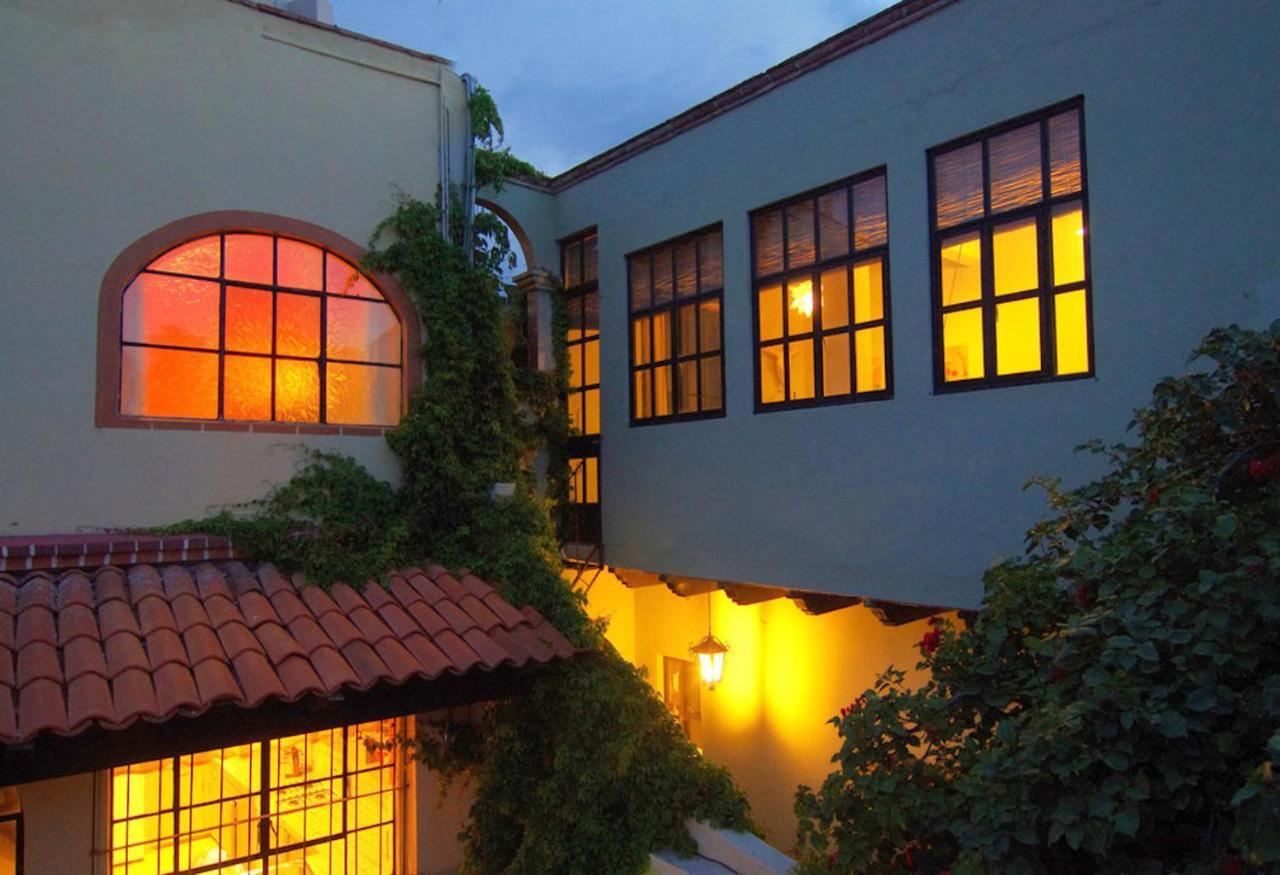 Bed and Breakfast Casa De La Noche Альенде Экстерьер фото